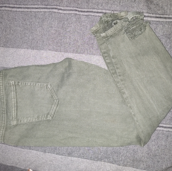 VIP JEANS - Picture 3 of 3